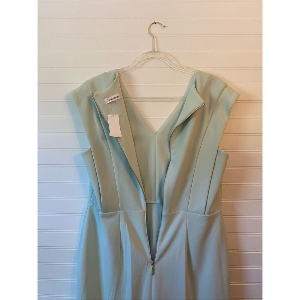 Calvin Klein CELADON Mint Green Sheath Dress NWOT Size 12 - Picture 5 of 7